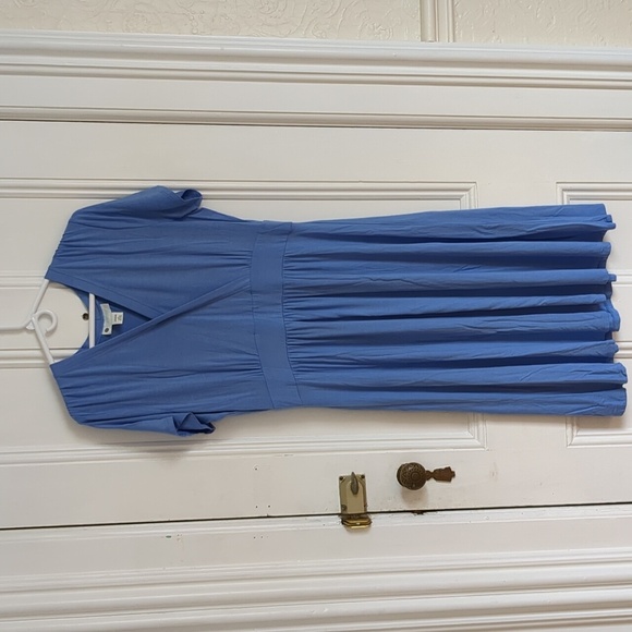 Blue Size Large Ella Simone Stretchy Dress Solid Color Short Sleeve - Picture 1 of 9